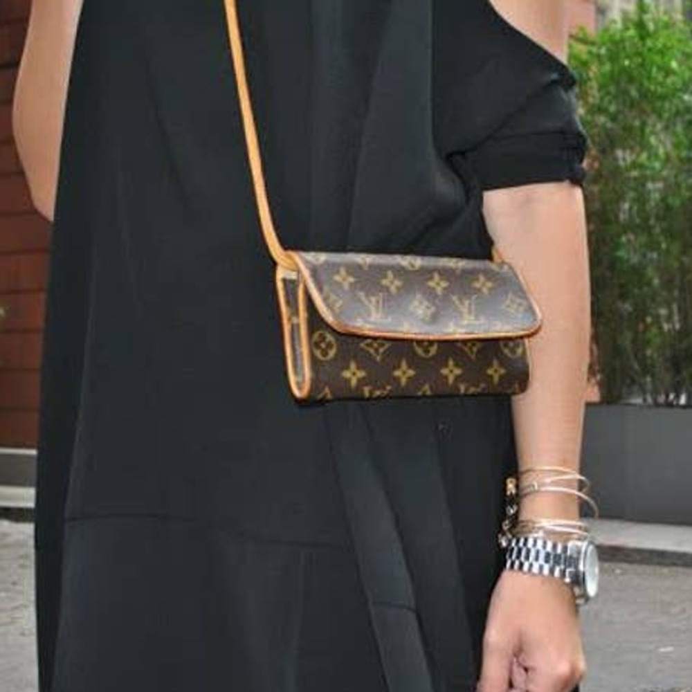 💎✨STUNNING✨💎 Louis Vuitton Pochette Twin PM Monogram brown